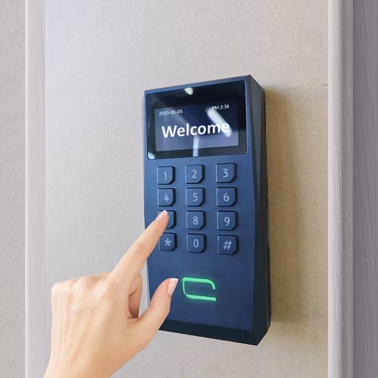 Tessera RFID, tessera contactless, carte d'identità, smart card, tessere MIFARE per il controllo accessi